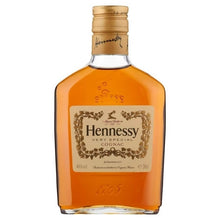 Load image into Gallery viewer, Hennessy V.S. Cognac